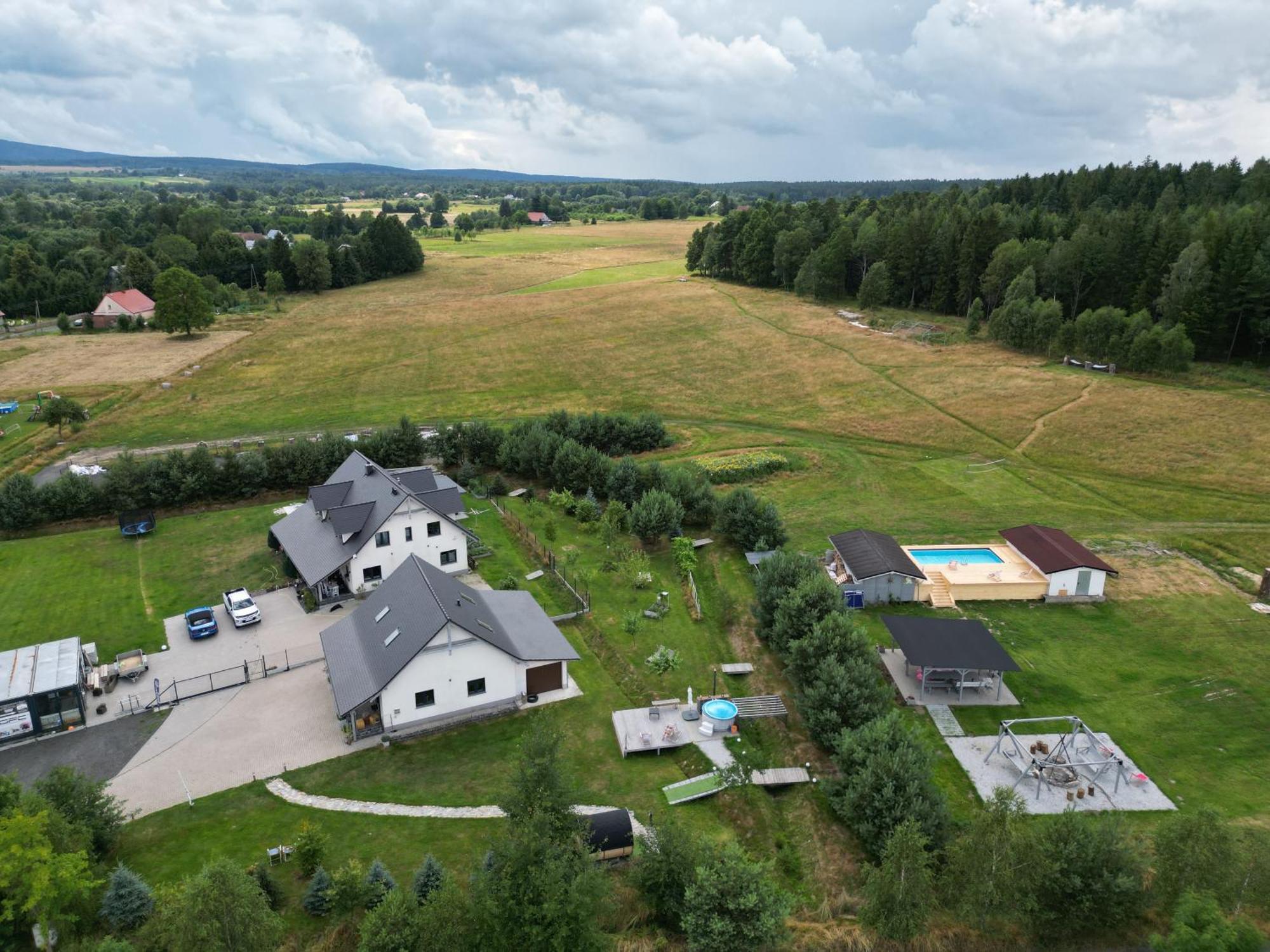 Izerska Baza - Basen, Ebike, Narty, Sauna, Jacuzzi, Las Blisko Swieradow Zdroj - 5D Apartamenty Giebultow  Bagian luar foto